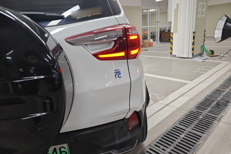 Used BYD Yuan New Energy 2019 EV360 Smart Connect Leading Model Right Rear Taillight