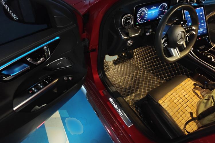 Used Mercedes-Benz C-Class New Energy 2024 C 350 eL Driver Seat