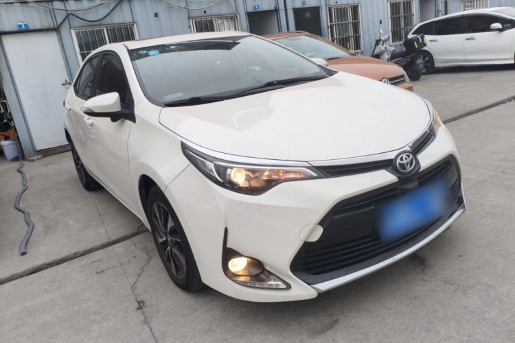 Used Toyota Levin 2018 185T CVT Luxury Edition China V Standard Front Right 45 Deg