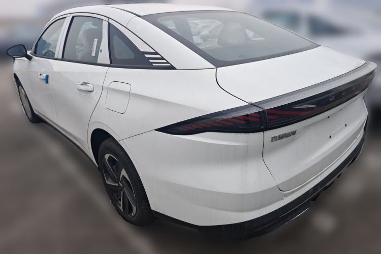 Used Geely Galaxy L6 2025 EM-i 140km Explorer+ Edition Rear Left 45 Deg