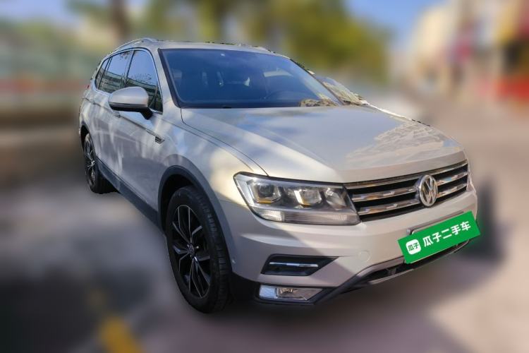 Used Volkswagen Tiguan L 2020 330TSI Automatic Two-Wheel Drive Smart Luxury Edition China VI Standard