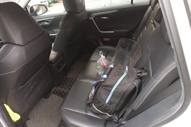 Used Toyota RAV4 2022 2.0L CVT Two-Wheel Drive Fashion Plus Edition