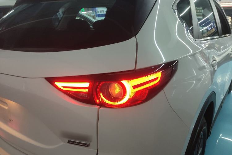 Used Mazda CX-5 2017 2.0L Automatic 2WD ZhiShang Trim China V Standard
