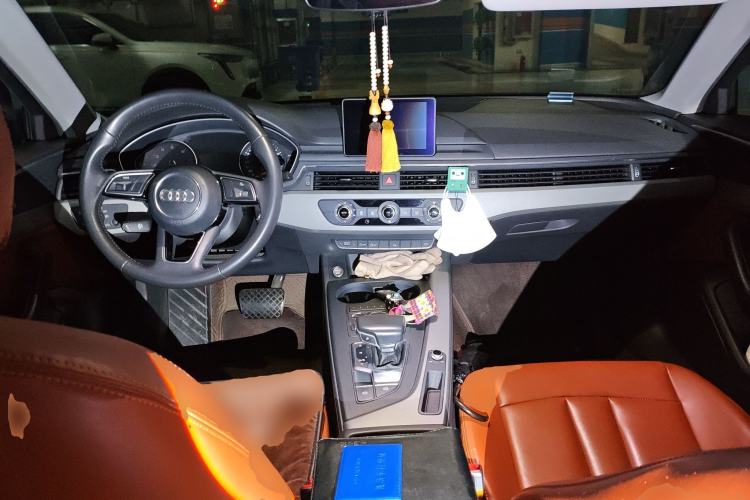 Used Audi A4L 2018 30th Anniversary Edition 40 TFSI Trendy Model
