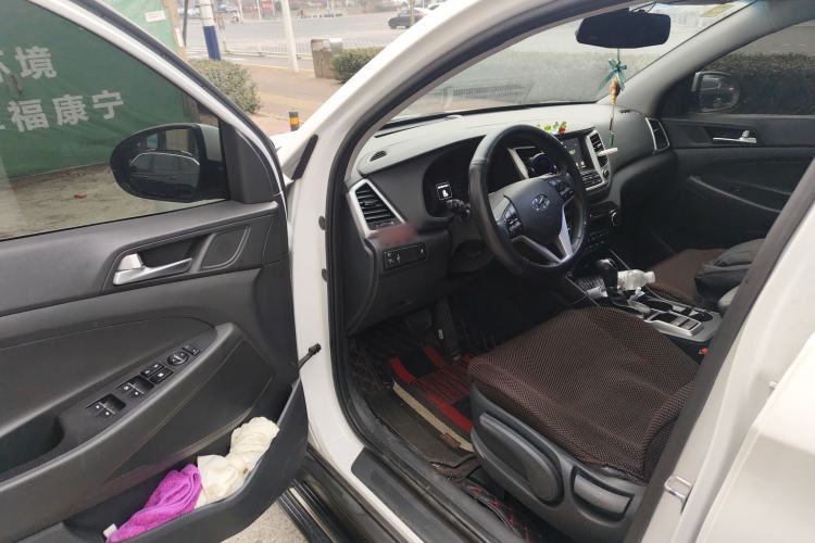 Used Hyundai Tucson 2015 1.6T Dual-Clutch Two-Wheel-Drive Smart Model
