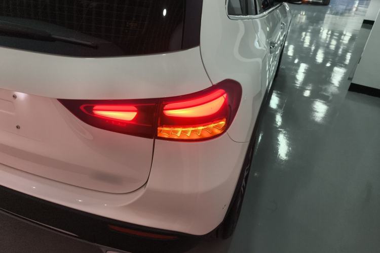 Used Mercedes-Benz GLA 2024 GLA 220
