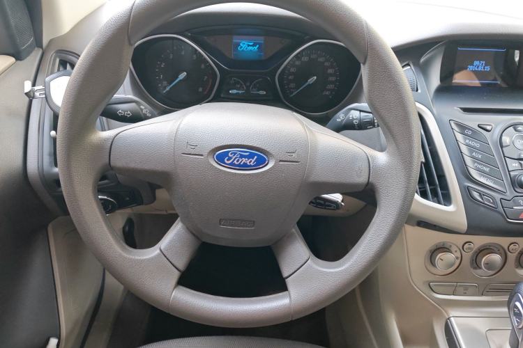 Used Ford Focus 2012 Sedan 1.6L Automatic Comfort Model
