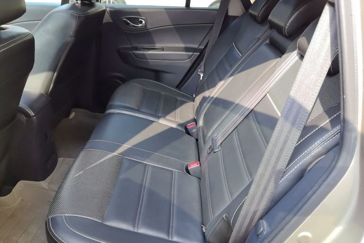 Used Renault Koleos 2015 2.5L 4x4 Comfort Edition Left Rear Seat