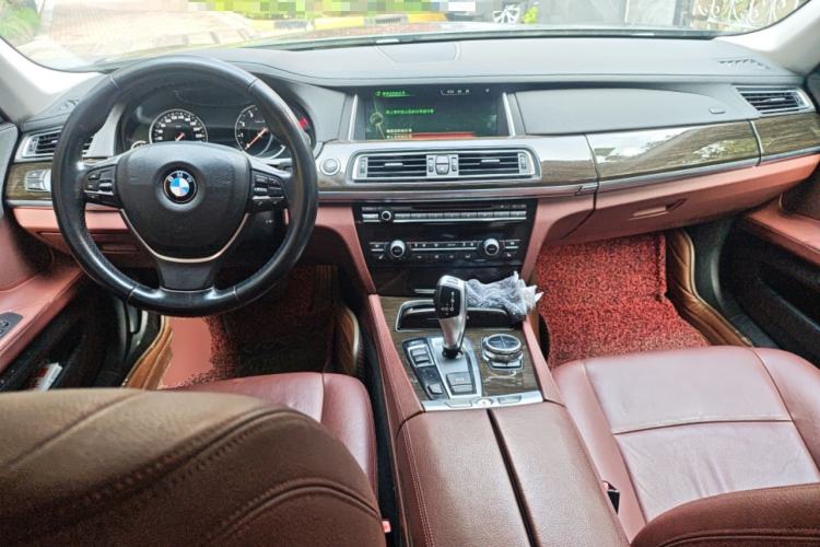 Used BMW 7 Series 2013 730Li Leading Model
