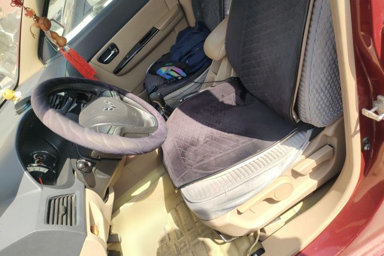 Used Wuling Hongguang 2014 1.5L S Comfort Model Left Front Seat