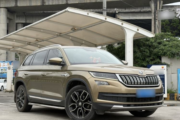 Used Skoda Kodiaq 2017 TSI330 7-Seater Two-Wheel-Drive Luxury Tech Edition Exterior 2