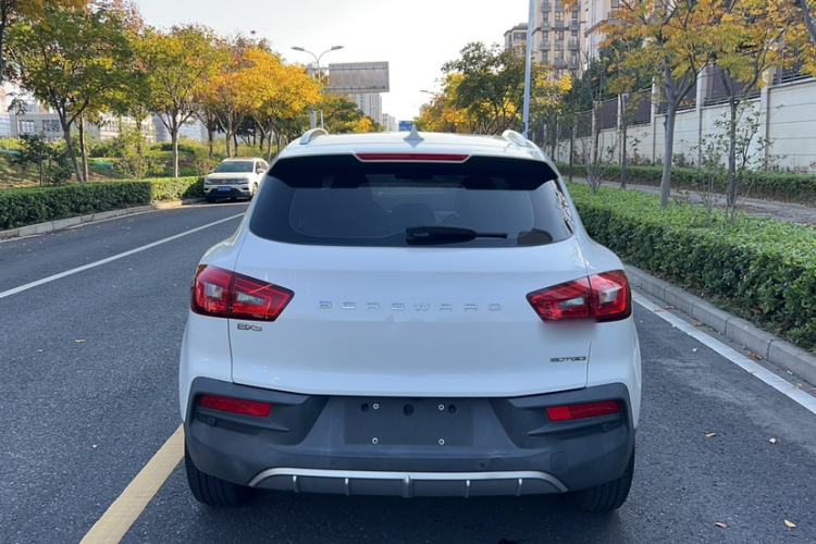 Used BORGWARD BX5 2017 20TGDI Automatic Two-Wheel Drive Pioneer Edition
