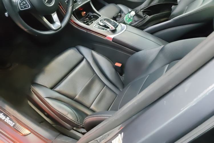 Used Mercedes-Benz C-Class 2017 Facelift C 200 L 4MATIC Sport Edition
