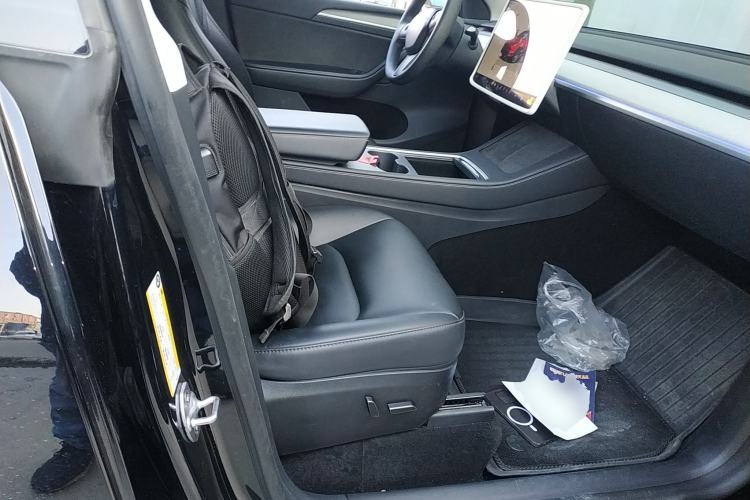 Used Tesla Model Y 2023 Rear-Wheel-Drive Version