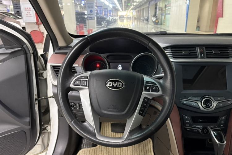 Used BYD G5 2014 1.5TID Automatic Prestige Model