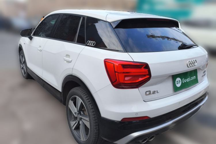 Used Audi Q2L 2020 35 TFSI Fashion Dynamic Model
