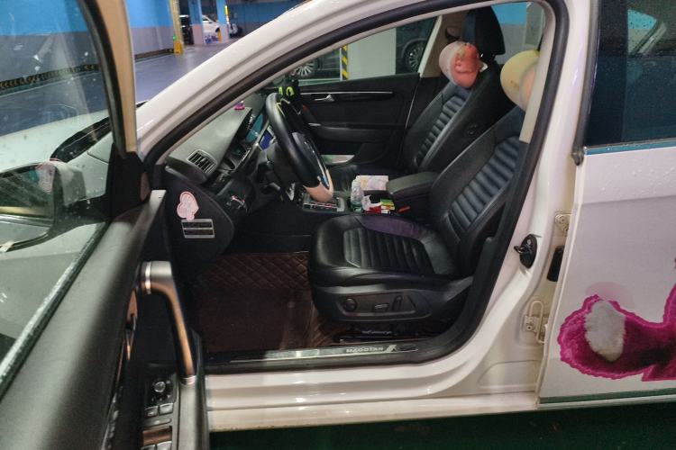 Used Volkswagen Magotan 2013 2.0 TSI Luxury Model
