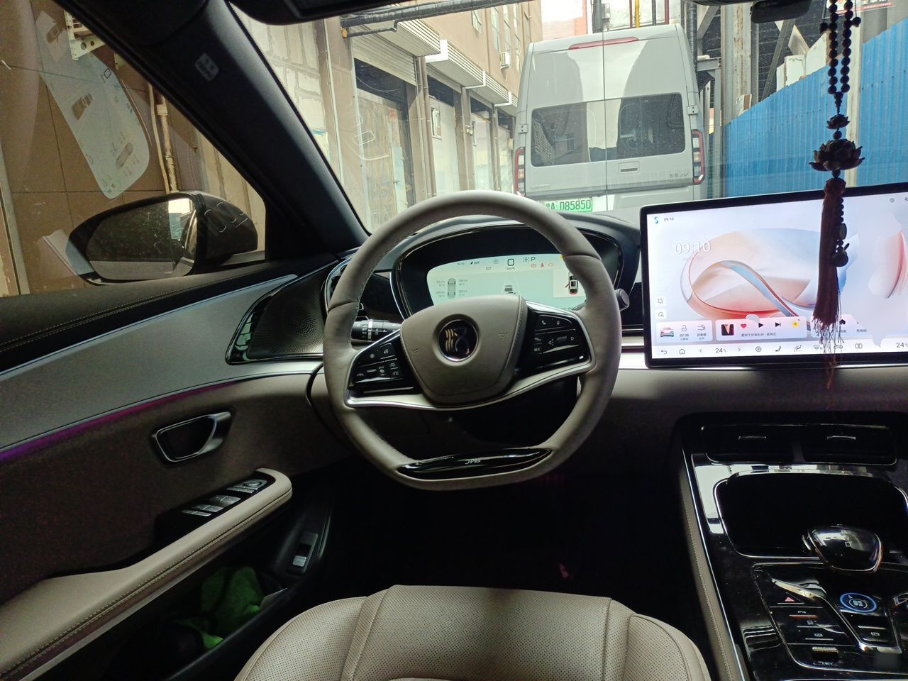 BYD Han 2025 DM-i 125KM Prestige Model - Premium — снимка 10