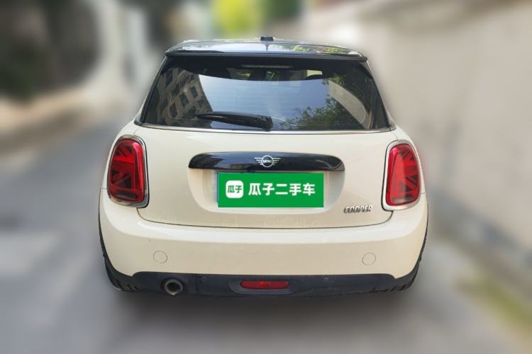 Used MINI 2019 1.5T COOPER Classic Edition
