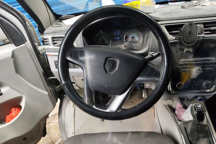 Used Jinbei New Hiace X30L 2016 1.5L Wealth Edition DLCG14 Steering Wheel