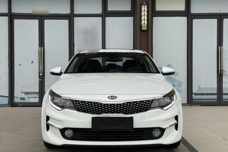 Used Kia K5 2016 2.0L Automatic LUX
