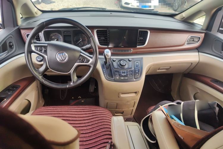 Used Buick GL8 2014 2.4L LT Luxury Business Executive Edition Center Console