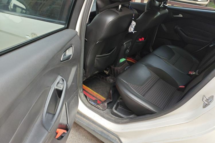 Used Ford Focus 2017 Sedan 1.6L Automatic Fashion Edition Smart Drive Version