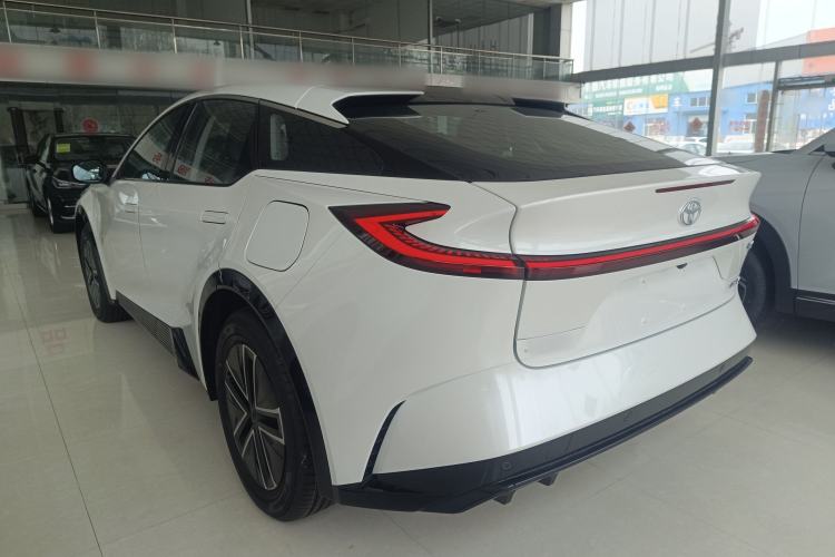 Used Toyota bZ5 2025 Model 550 JOY
