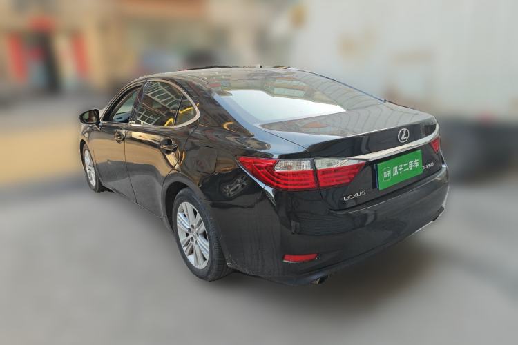 Used Lexus ES 2014 250 Elite Edition Rear Left 45 Deg