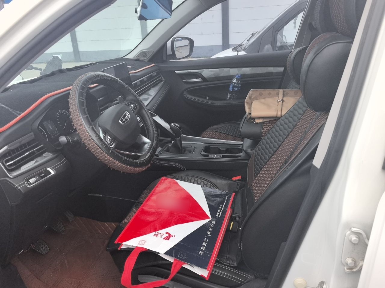 Geely Auto Vision X6 2021 PRO 1.4T Manual Luxury Model - Premium — снимка 15