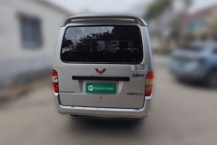 Used Wuling Zhiguang 2010 1.0L New Version Practical Short-Body L2Y