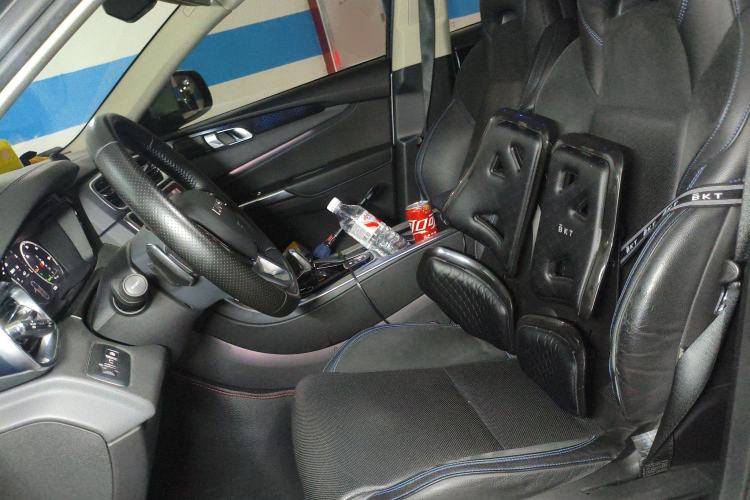 Used Lynk & Co 01 EM-P 2019 1.5T PHEV Jing Meeting China VI Emission Standards Left Front Seat