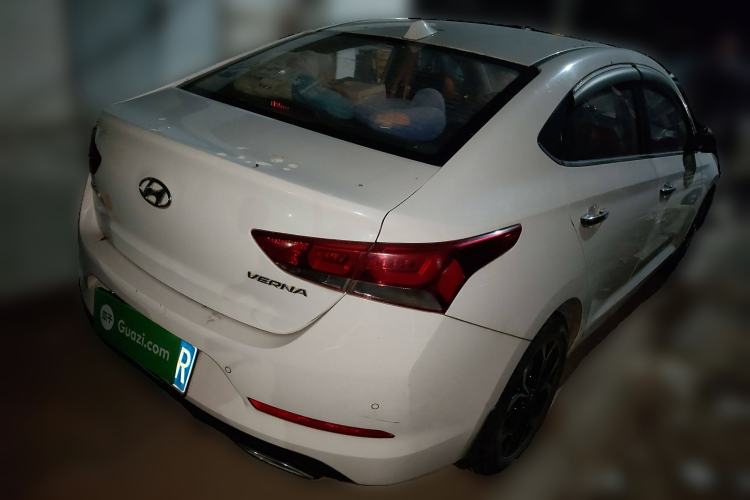 Used Hyundai Verna (new generation) 2016 1.6L Automatic Elite Edition TOP
