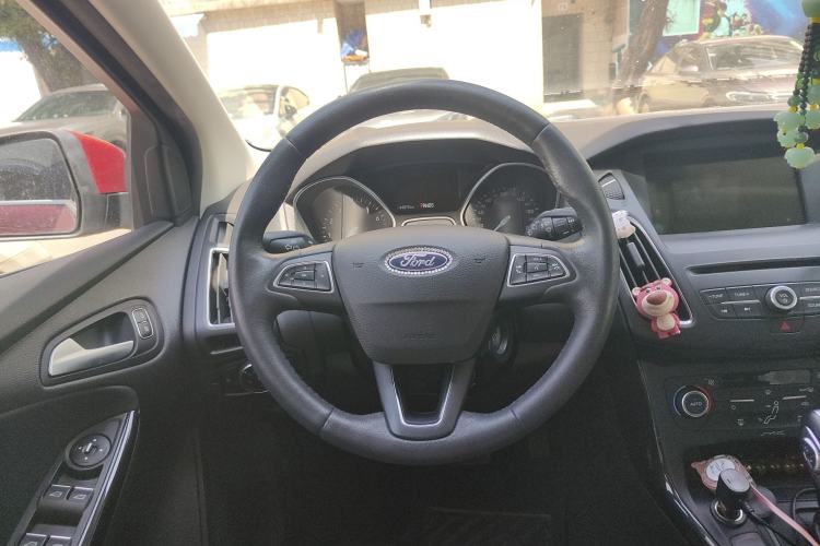 Used Ford Focus 2018 Hatchback Classic EcoBoost 180 Automatic Elite Model
