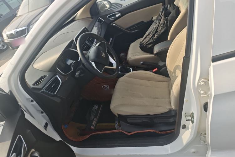 Used Baojun 310W 2017 1.5L Manual Comfort Version China V