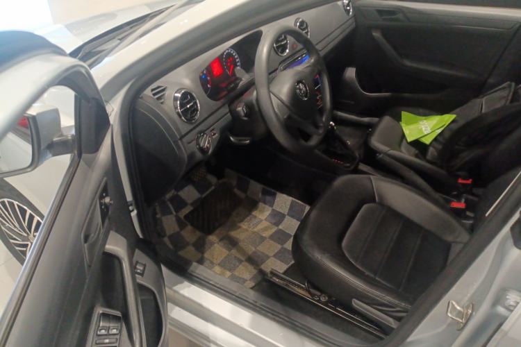 Used Volkswagen Jetta 2017 1.5L Automatic Fashion Model
