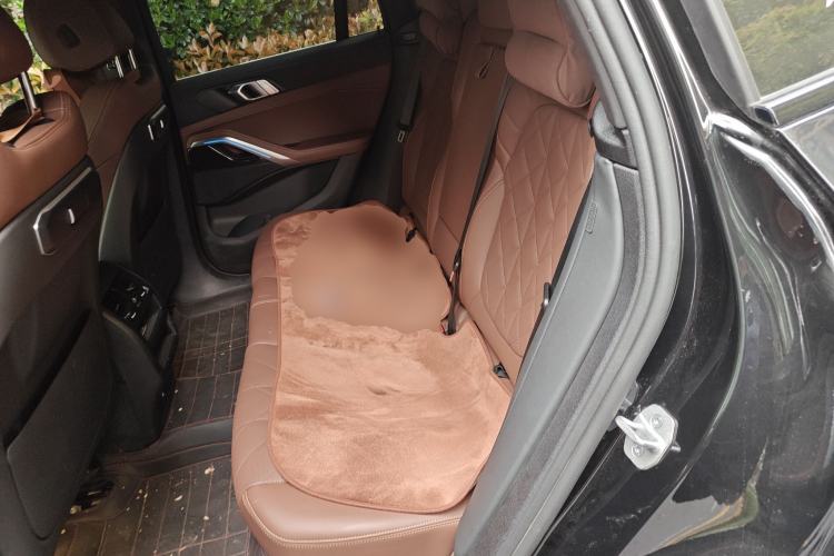 Used BMW X6 2023 xDrive30i M Sport Package Left Rear Seat