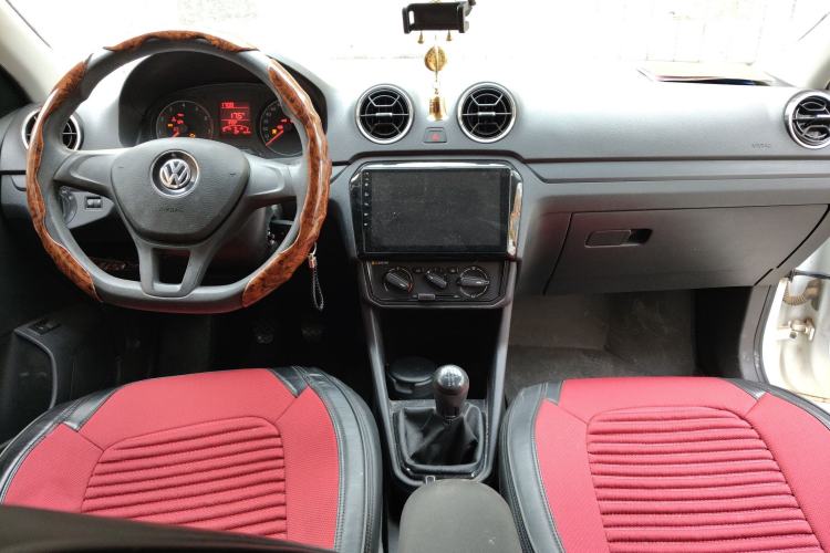 Used Volkswagen Jetta 2017 1.4L Manual Fashion Edition