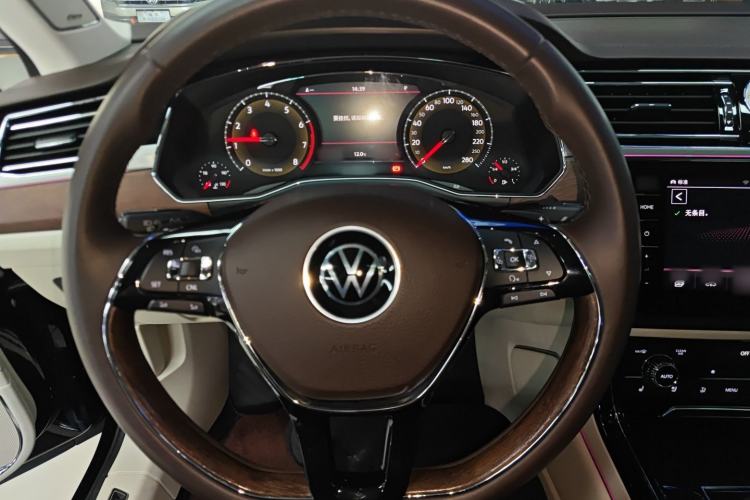 Used Volkswagen Phideon 2021 380TSI Prestige Edition