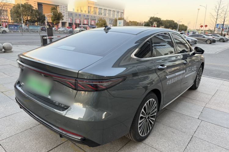 Used Chery Fengyun A8L 2025 1.5 TGDI 145 km Luxury Version Exterior 4