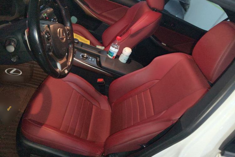 Used Lexus IS 2015 200t F SPORT
