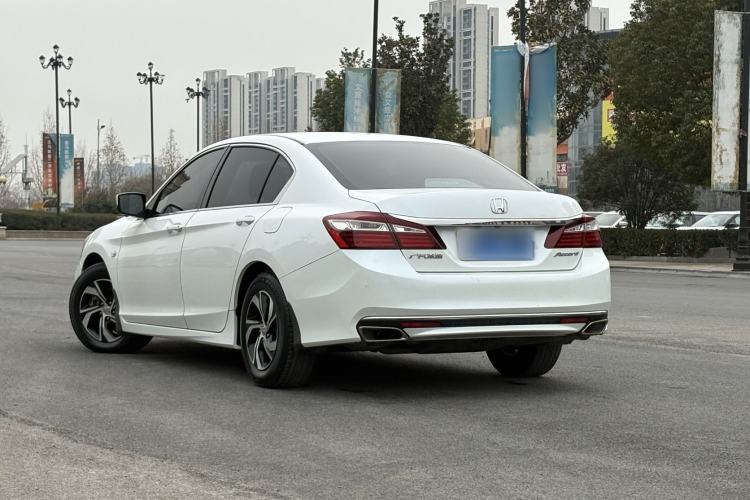 Used Honda Accord 2016 2.0L Comfort Edition
