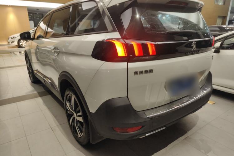 Used Peugeot 5008 2017 380THP 7-Seater Elite Edition
