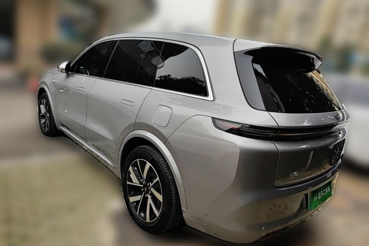 Used Li Auto L8 2023 Pro Model
