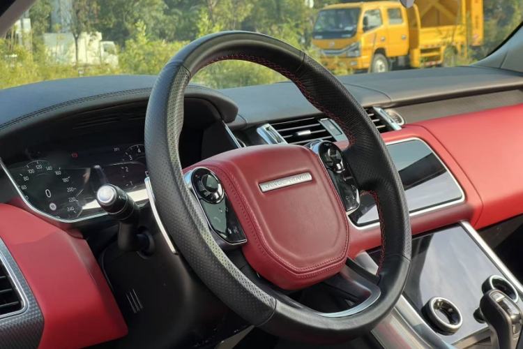 Used Land Rover Range Sport 2021 3.0 L6 YAO Black Edition Interior 2