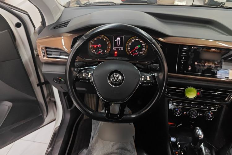 Used Volkswagen Tharu 2020 280TSI Two-Wheel Drive Luxury Edition China VI Standard