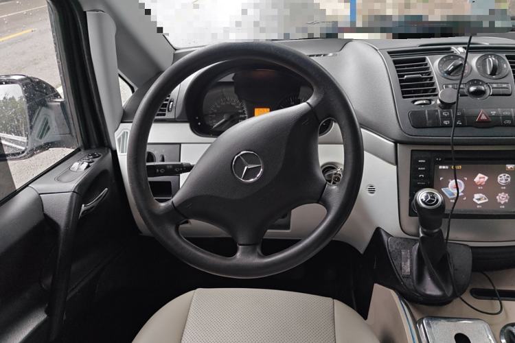 Used Mercedes-Benz Vito 2013 3.0L Elite Edition Steering Wheel