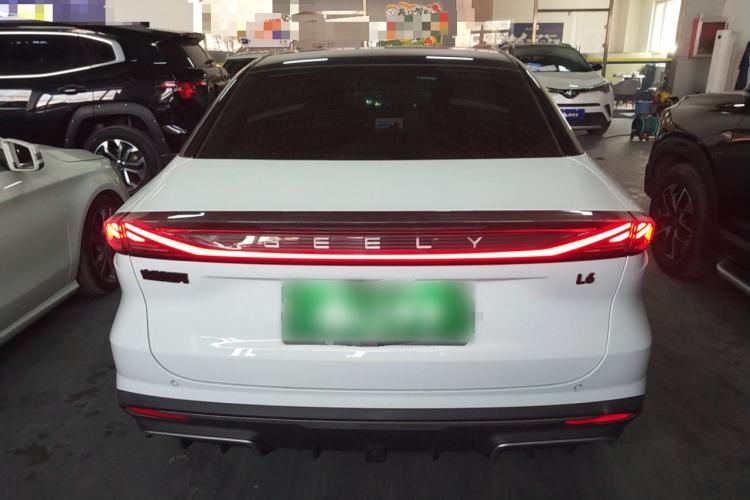 Used Geely Galaxy L6 2023 125km MAX