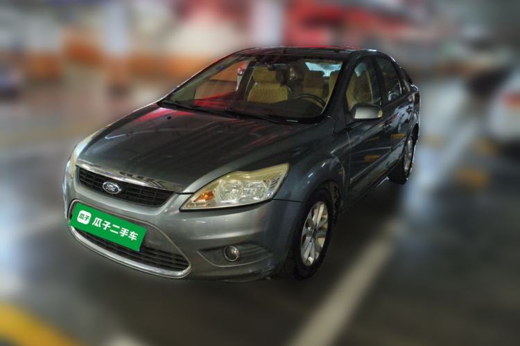 Used Ford Focus 2011 Sedan 1.8L Automatic Fashion Edition Guazi used car, China used car export, Used car for sale, Used Ford cars, Cheapest cars for sale