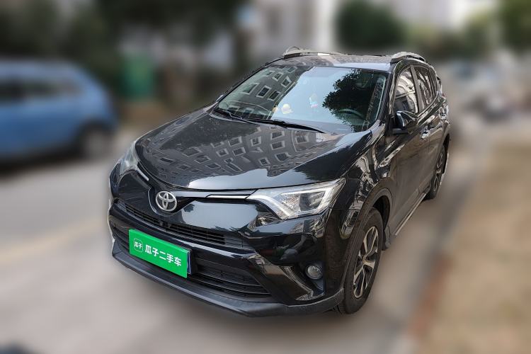Used Toyota RAV4 2016 2.0L CVT Two-Wheel Drive Fashion Edition China V Standard